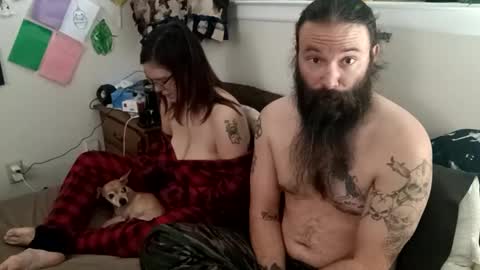 Snapshot of mr_and_mrs_dragon chatting on January 2025 05:26:02 PM Mr and Mrs Dragon online show from January 2025 05:26:02 PM