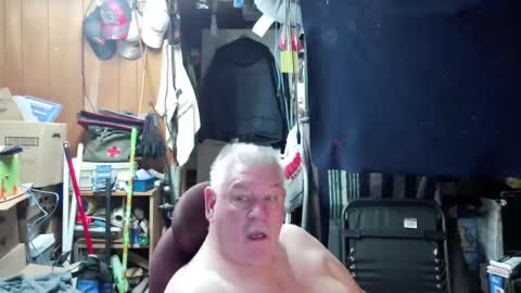 mr_canoe_licker_69 online show from December 2024 12:25:02 PM
