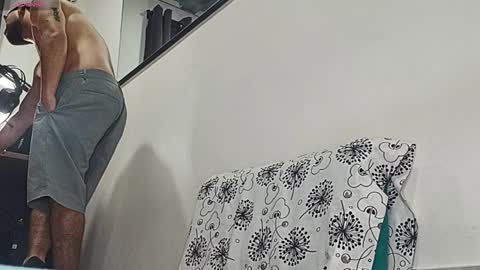 Snapshot of mr_chr1s chatting on October 2025 11:49:02 AM chris online show from October 2025 11:49:02 AM