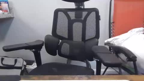 Snapshot of mr_diego69 chatting on May 2026 11:00:01 PM Diego69 online show from May 2026 11:00:01 PM
