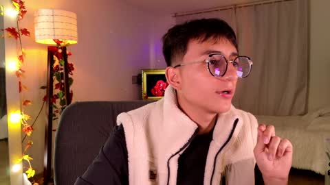 Mr Evans online show from February 2025 02:53:02 PM