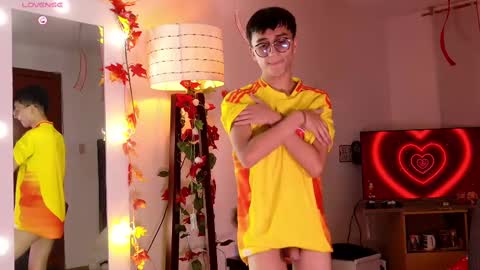 Mr Evans online show from February 2025 05:44:01 PM