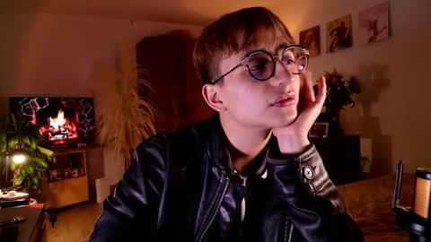 Mr Evans online show from September 2025 03:10:02 AM