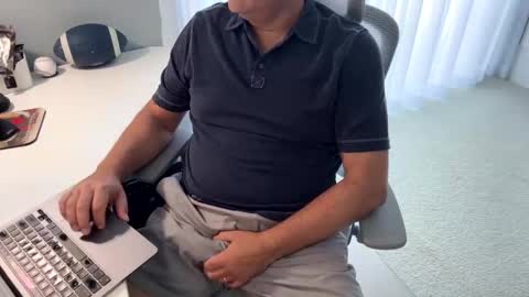 mr_hornyasfuck online show from November 2025 01:39:02 PM