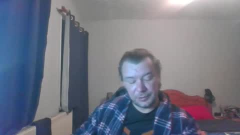 mr_i_ online show from December 2025 12:52:02 AM