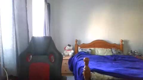 mr_i_ online show from May 2026 06:54:02 AM