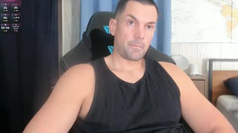 Snapshot of mr_mac69 chatting on January 2026 06:11:02 PM Cam online show from January 2026 06:11:02 PM