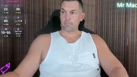 Snapshot of mr_mac69 chatting on May 2026 08:59:01 PM Cam online show from May 2026 08:59:01 PM