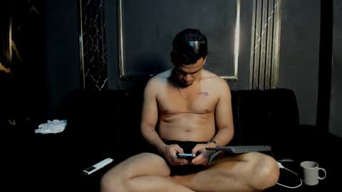 Snapshot of mr_maximo chatting on November 2025 08:39:02 AM mr_maximo online show from November 2025 08:39:02 AM