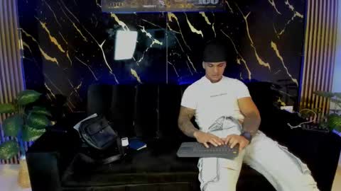 mr_maximo online show from March 2026 02:26:01 AM