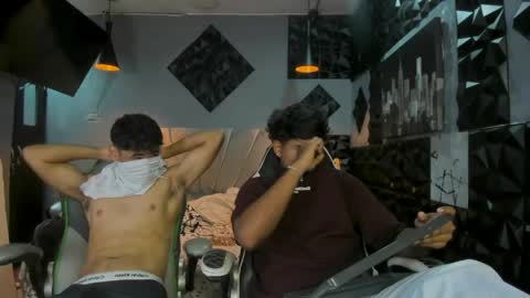 mr_mois online show from May 2026 05:25:02 AM
