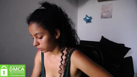 Snapshot of mr_mrscurie chatting on January 2025 10:40:01 PM Mr Mrs Curie online show from January 2025 10:40:01 PM