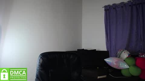 Snapshot of mr_mrscurie chatting on November 2025 12:21:01 AM Mr Mrs Curie online show from November 2025 12:21:01 AM