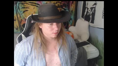 Snapshot of mr_strawberry chatting on September 2025 06:02:02 PM mr_strawberry online show from September 2025 06:02:02 PM