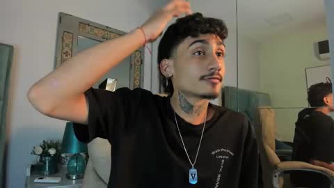 Snapshot of mr_strike chatting on November 2025 02:58:01 AM MR online show from November 2025 02:58:01 AM