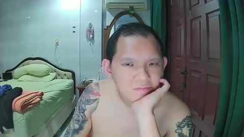 Snapshot of mr_thick89 chatting on October 2025 11:22:01 AM mr_thick89 online show from October 2025 11:22:01 AM