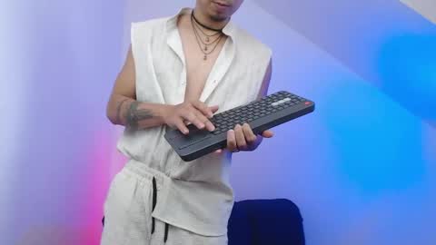 Snapshot of mralpha_latino chatting on April 2026 05:11:01 AM Alpha LATINO online show from April 2026 05:11:01 AM
