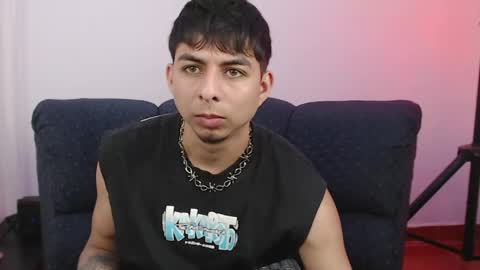 Snapshot of mralpha_latino chatting on April 2026 04:48:01 AM Alpha LATINO online show from April 2026 04:48:01 AM