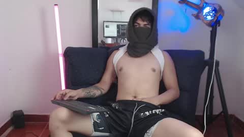 Snapshot of mralpha_latino chatting on May 2026 07:03:01 AM Alpha LATINO online show from May 2026 07:03:01 AM