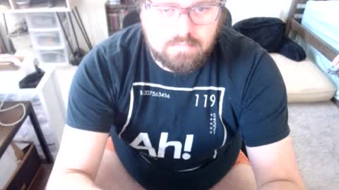 Snapshot of mrbigbear66 chatting on June 2026 02:43:02 PM mrbigbear66 online show from June 2026 02:43:02 PM