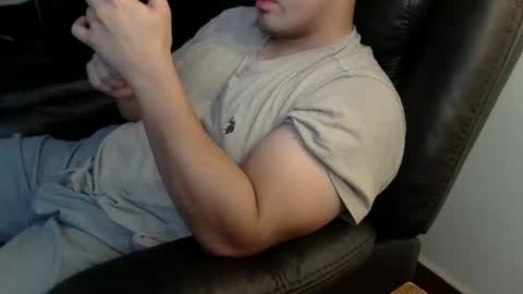 Snapshot of mrbree chatting on November 2025 06:08:02 PM Mr Bree online show from November 2025 06:08:02 PM