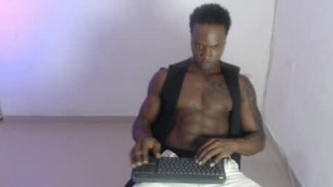 Snapshot of mrbyronstallion chatting on November 2025 03:17:01 AM byron online show from November 2025 03:17:01 AM