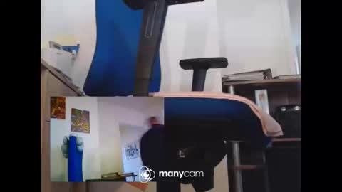 MrJohnsen1975 online show from April 2026 04:04:02 PM