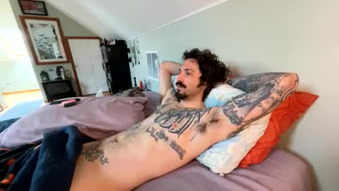 Snapshot of mrfanceypants chatting on April 2026 07:49:02 PM mrfanceypants online show from April 2026 07:49:02 PM