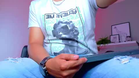 Mr Fox online show from January 2026 08:00:02 PM