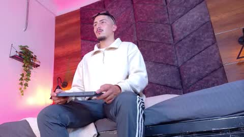 Mr Fox online show from February 2026 07:34:02 PM