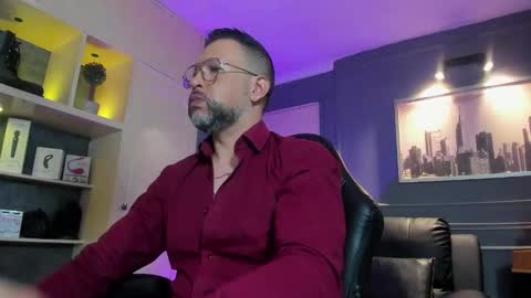 MrFrank. online show from February 2026 11:39:01 AM