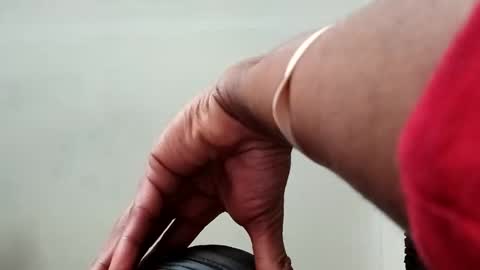 Snapshot of mrgoodbarr23 chatting on November 2025 07:43:01 PM FRESH MEAT TELL ME WHAT YOU WANNA SEE online show from November 2025 07:43:01 PM