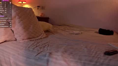 Snapshot of mrj9921 chatting on November 2025 07:04:02 PM Juan online show from November 2025 07:04:02 PM