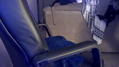 Snapshot of mrjskiss247 chatting on January 2025 10:56:02 PM Need a boy toy online show from January 2025 10:56:02 PM