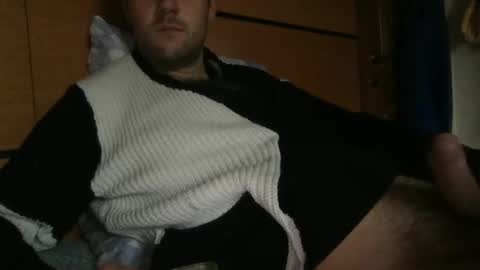 Snapshot of mrk_94 chatting on December 2024 08:30:02 AM MRK 94 online show from December 2024 08:30:02 AM