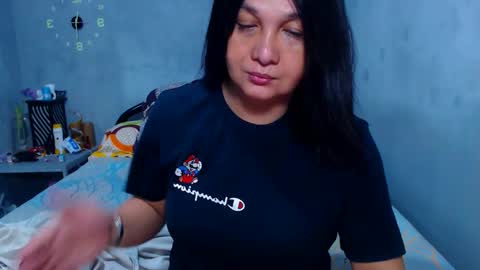 Snapshot of mrladybunnycock chatting on October 2025 12:00:02 AM mrladybunnycock online show from October 2025 12:00:02 AM