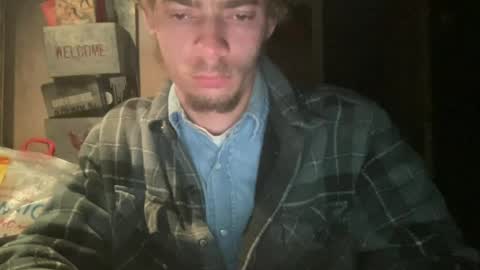 Snapshot of mrmacgyver580173708915 chatting on June 2026 04:14:02 AM mrmacgyver580173708915 online show from June 2026 04:14:02 AM