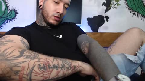 Snapshot of mrmanny__ chatting on February 2025 06:21:01 AM mrmanny__ online show from February 2025 06:21:01 AM