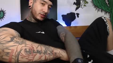 Snapshot of mrmanny__ chatting on February 2025 08:17:01 AM mrmanny__ online show from February 2025 08:17:01 AM