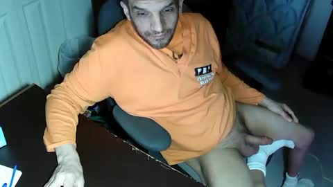 Snapshot of mrmarcxxcam chatting on February 2025 04:50:01 AM MrMarc online show from February 2025 04:50:01 AM