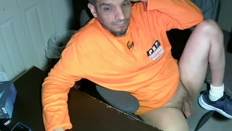 Snapshot of mrmarcxxcam chatting on September 2025 02:48:02 AM MrMarc online show from September 2025 02:48:02 AM