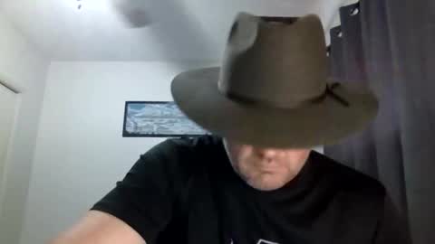 Lucus online show from October 2025 08:26:01 PM