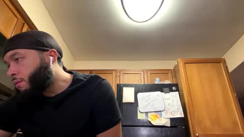 mrnuts24 online show from December 2024 02:20:01 AM