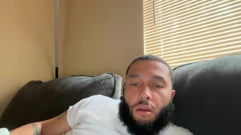 mrnuts24 online show from November 2025 05:53:01 PM