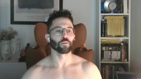 mrqatnight online show from December 2025 03:17:02 PM