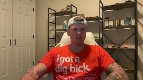 Snapshot of mrryanvoss chatting on December 2024 12:43:02 AM Mr Ryan Voss online show from December 2024 12:43:02 AM