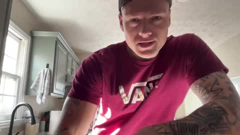 Snapshot of mrryanvoss chatting on January 2025 02:41:01 PM Mr Ryan Voss online show from January 2025 02:41:01 PM