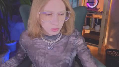 Barbie online show from November 2025 05:28:02 AM