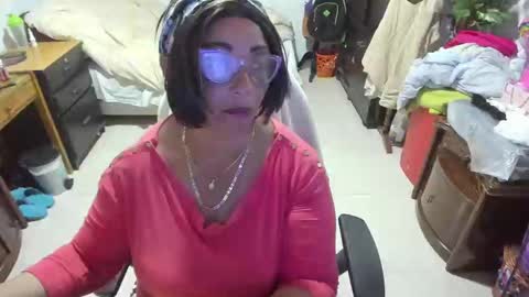 Snapshot of mrs_mommy chatting on February 2025 06:55:02 PM mrs_mommy online show from February 2025 06:55:02 PM