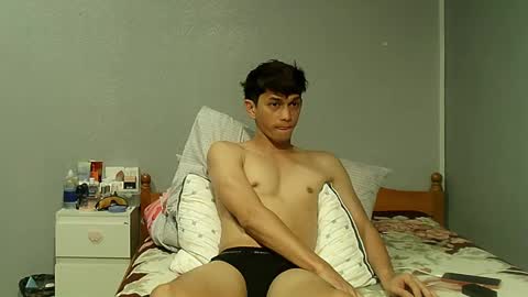 Snapshot of mrshawn95 chatting on March 2025 06:11:01 PM shawn online show from March 2025 06:11:01 PM